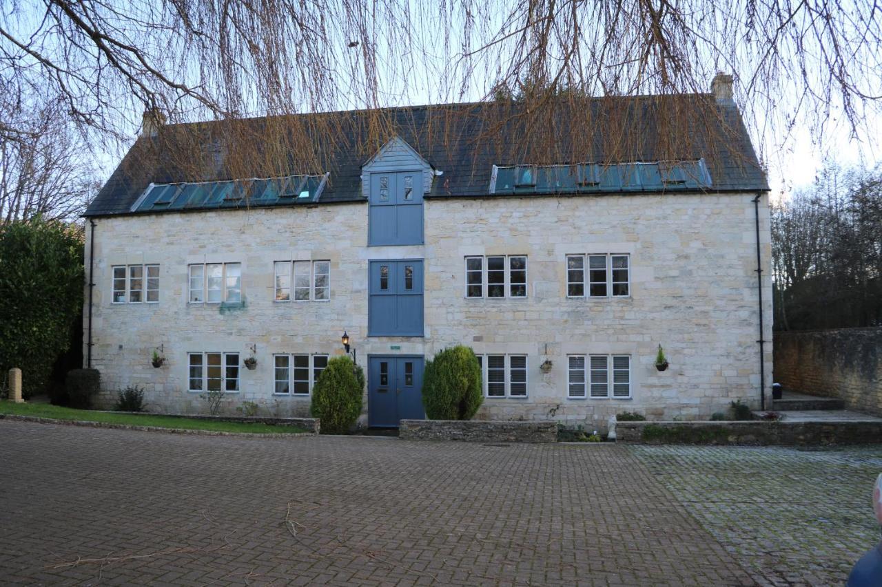 Flat 1 - The Old Mill - Bowbridge Lock - Stroud Daire Stroud  Dış mekan fotoğraf
