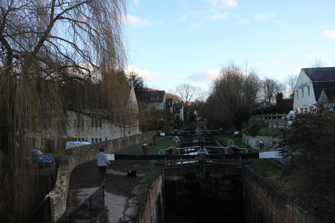 Flat 1 - The Old Mill - Bowbridge Lock - Stroud Daire Stroud  Dış mekan fotoğraf